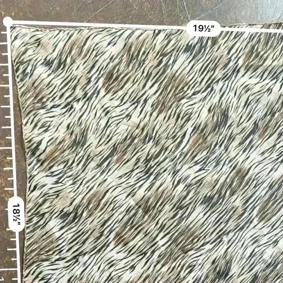 Vintage Handkerchief Animal Print (7) - Picture 3 of 5